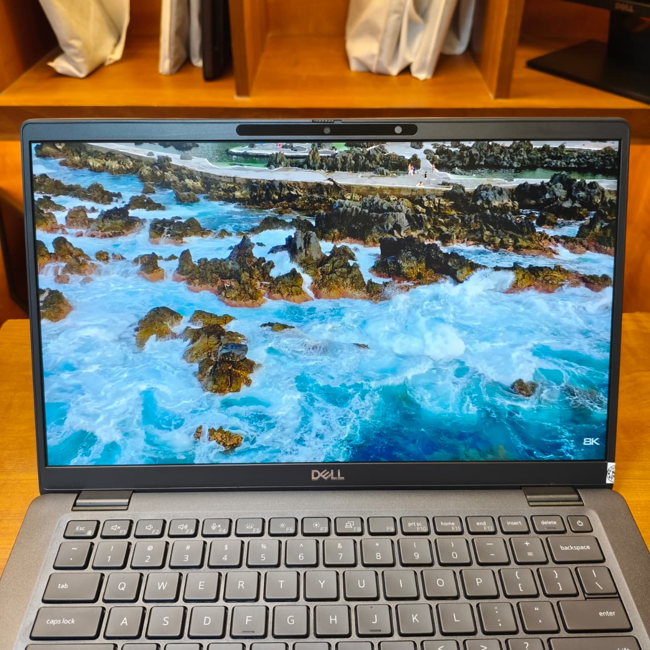 Dell Latitude 5410 रिफर्बिश्ड लॅपटॉप फोटो 2