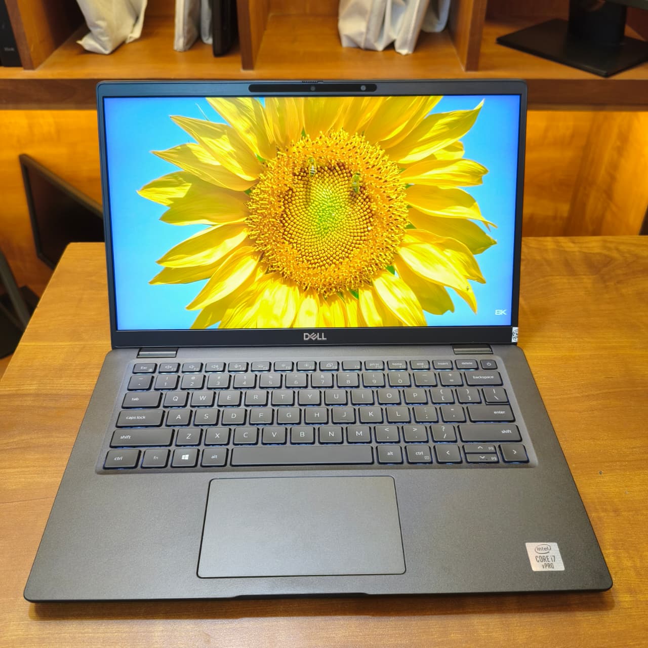 Dell Latitude 5410 रिफर्बिश्ड लॅपटॉप फोटो 1